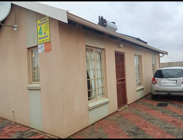 3 BEDROOM HOUSE FOR SALE IN SKY CITY
